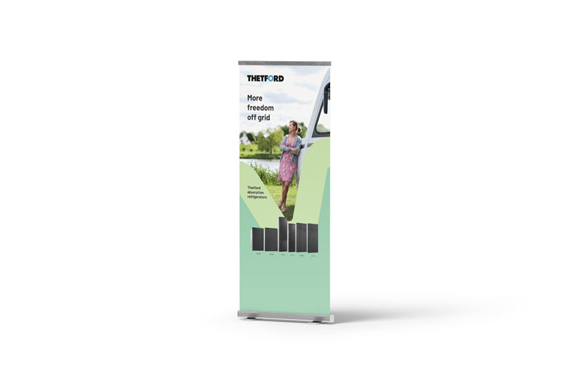 Grafisch ontwerp roll up banner voor Thetford